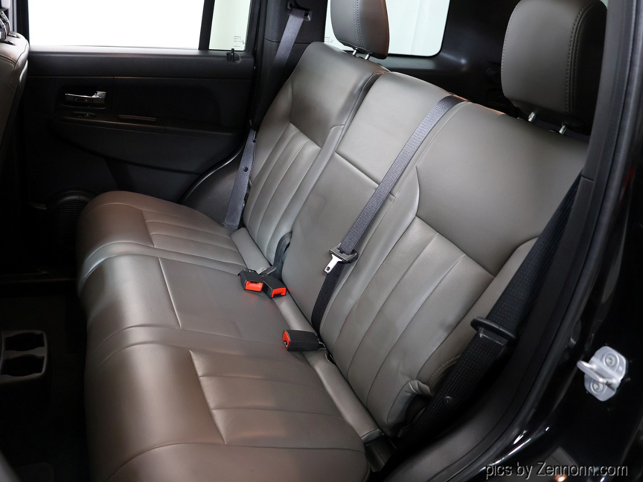 Jeep Liberty 4WD 4dr Sport 2012