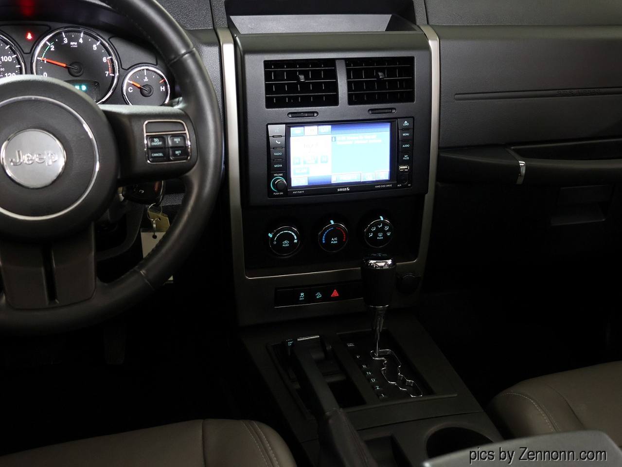 Jeep Liberty 4WD 4dr Sport 2012