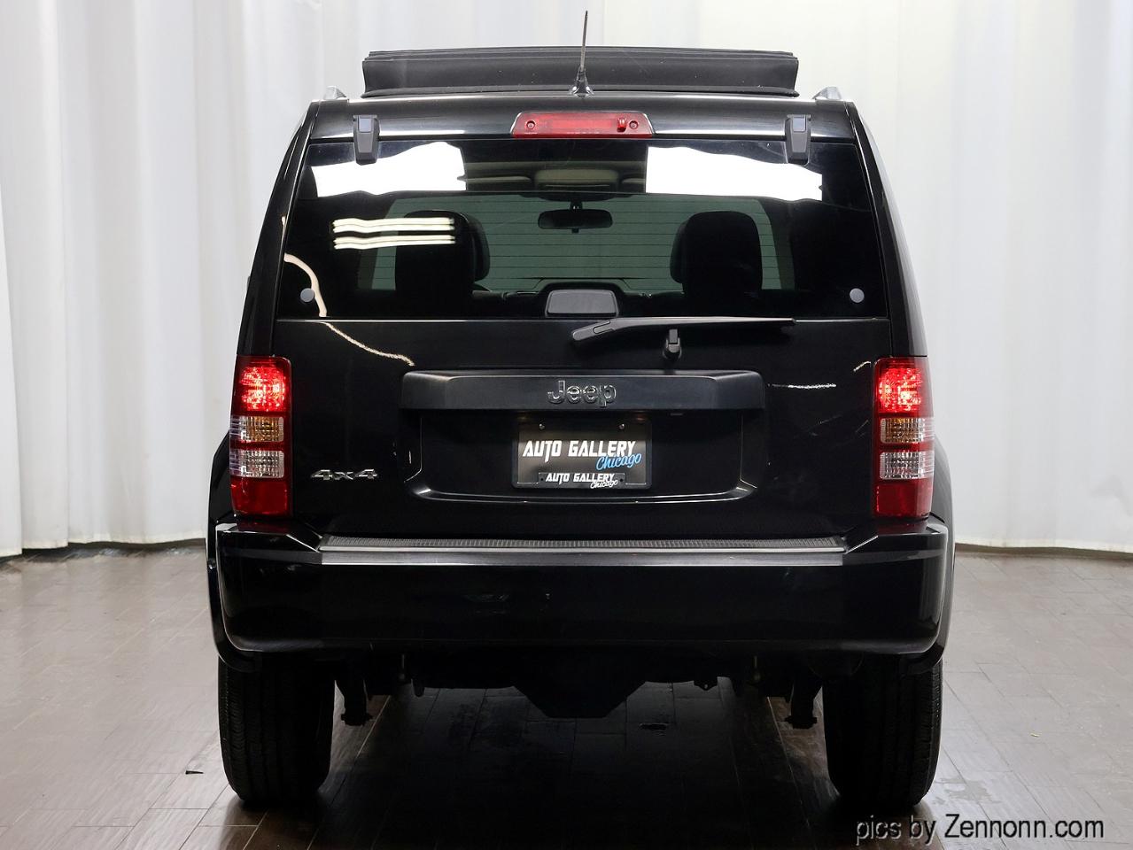 Jeep Liberty 4WD 4dr Sport 2012