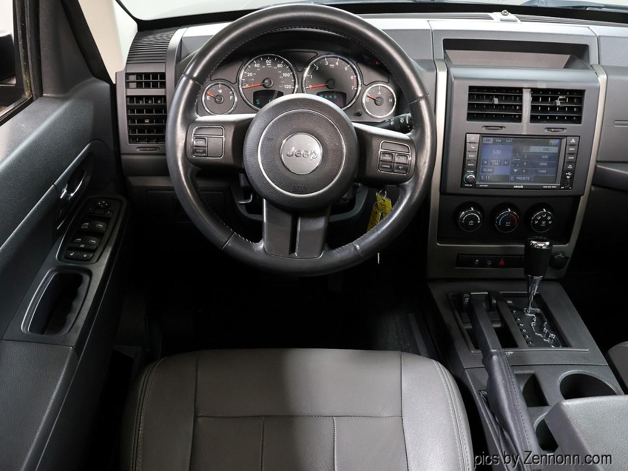 Jeep Liberty 4WD 4dr Sport 2012