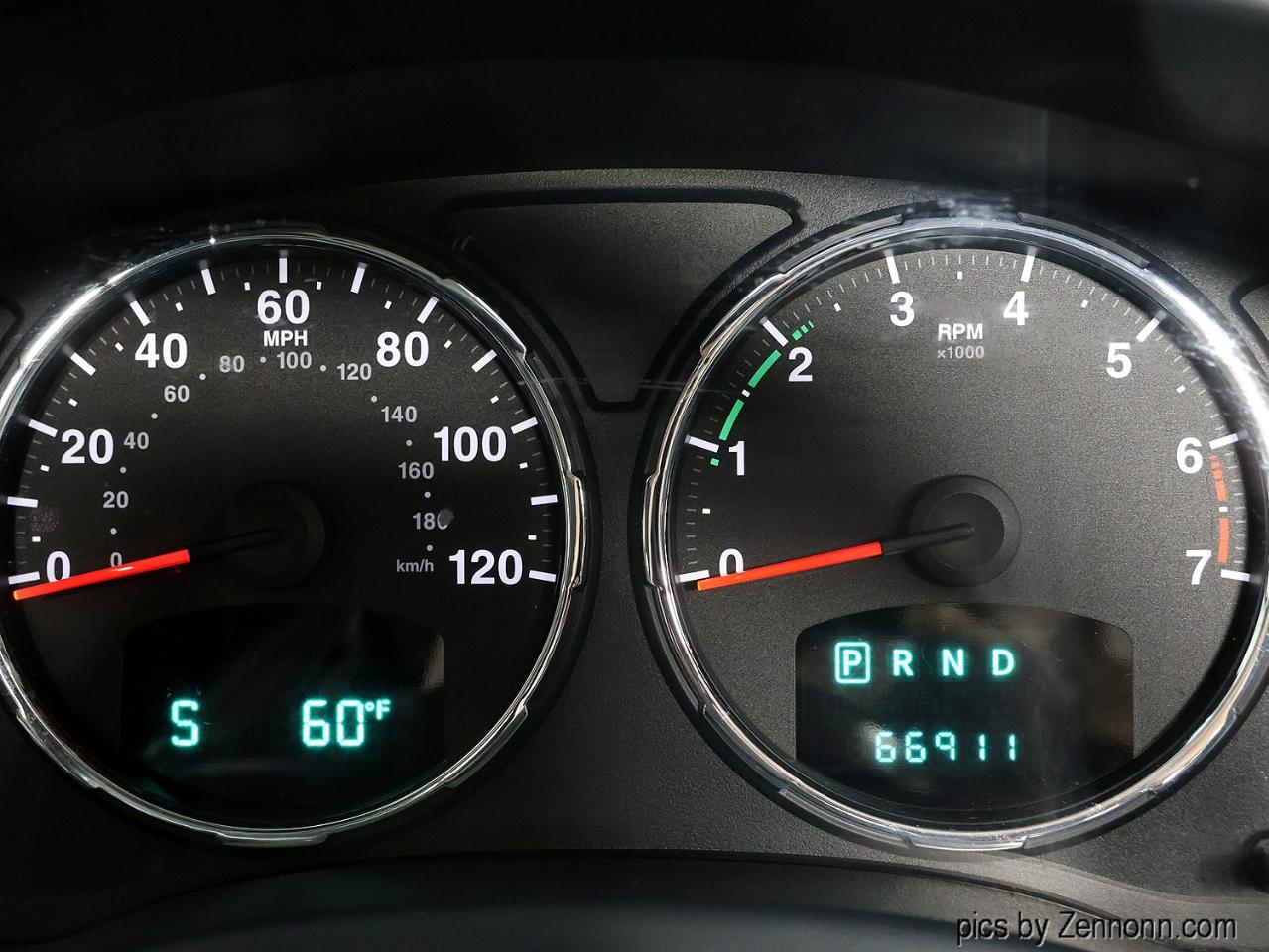 Jeep Liberty 4WD 4dr Sport 2012