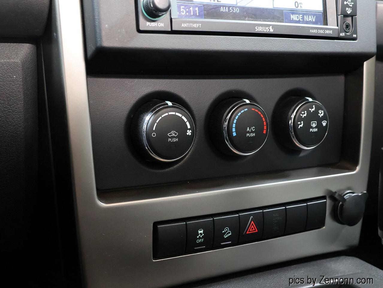 Jeep Liberty 4WD 4dr Sport 2012