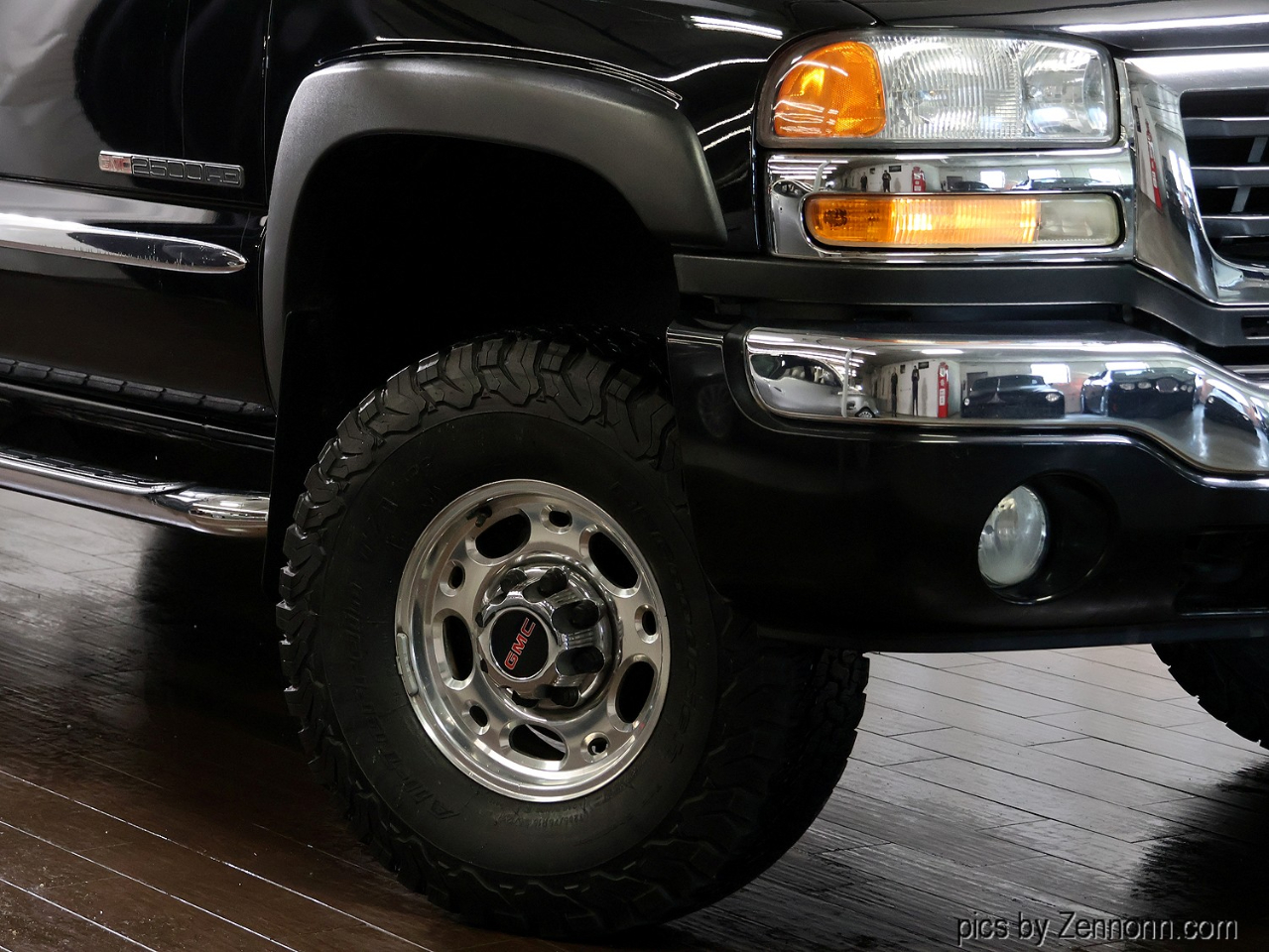 GMC Sierra 2500HD Ext Cab 143.5" WB 4WD SLE1 2006