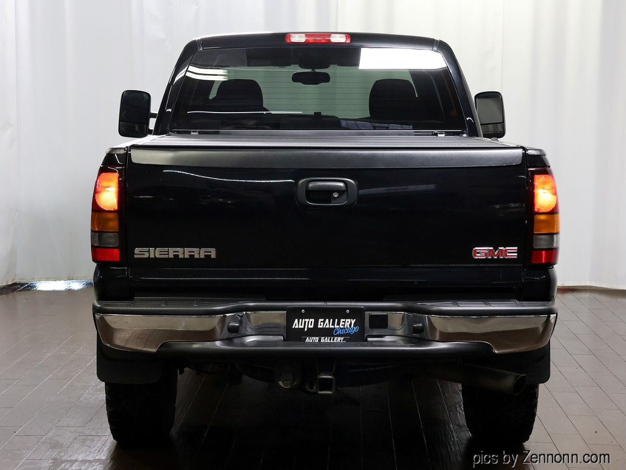 GMC Sierra 2500HD Ext Cab 143.5" WB 4WD SLE1 2006