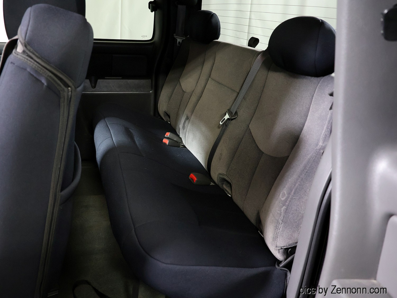 GMC Sierra 2500HD Ext Cab 143.5" WB 4WD SLE1 2006