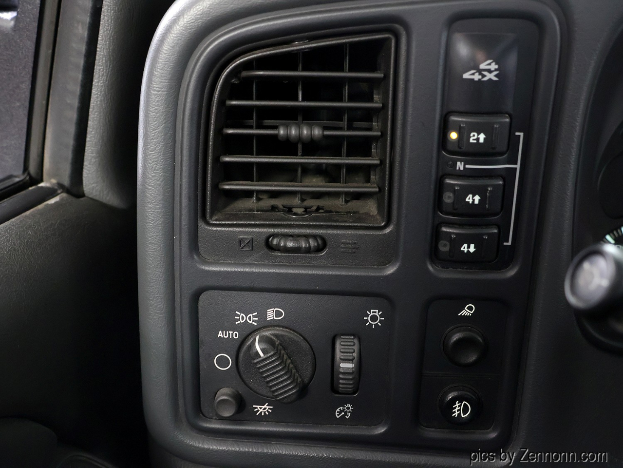 GMC Sierra 2500HD Ext Cab 143.5" WB 4WD SLE1 2006