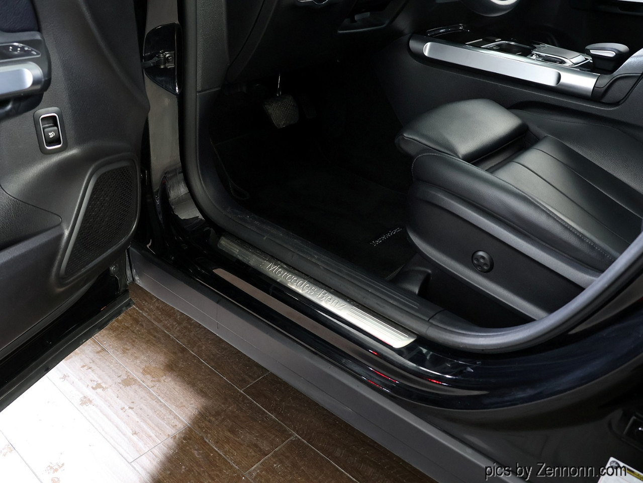 Mercedes-Benz GLB GLB 250 4MATIC SUV 2020