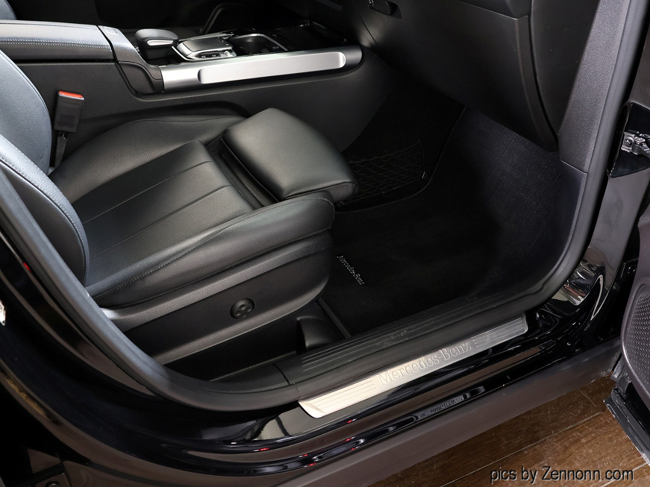 Mercedes-Benz GLB GLB 250 4MATIC SUV 2020