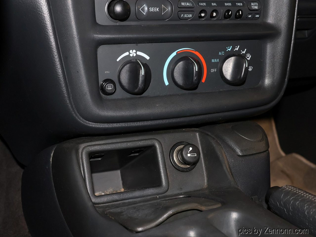 Chevrolet Camaro 2dr Cpe 1999