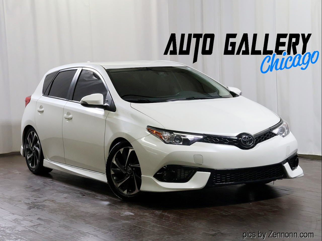 Toyota Corolla iM 4D Hatchback 6sp 2017