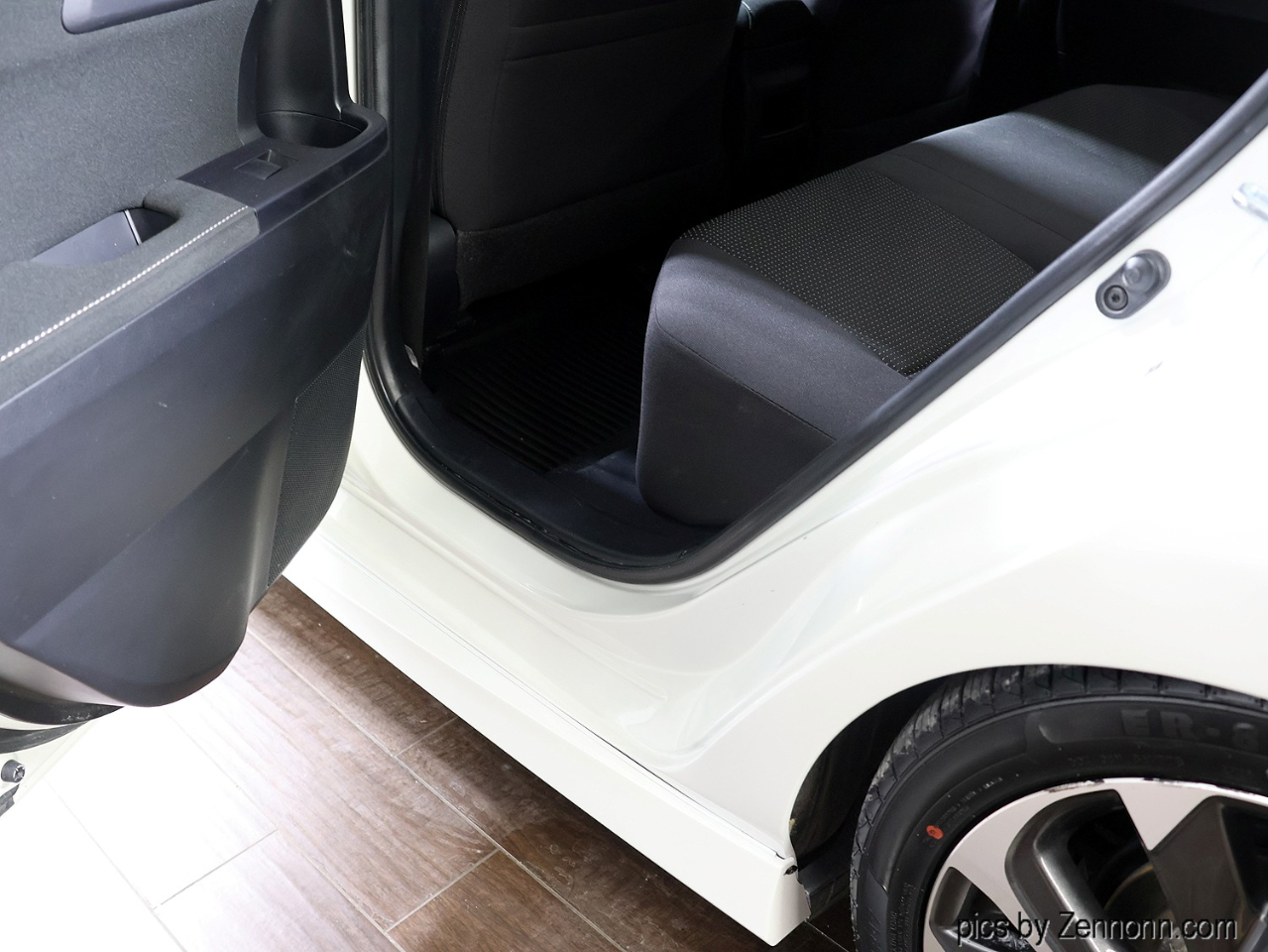 Toyota Corolla iM 4D Hatchback 6sp 2017