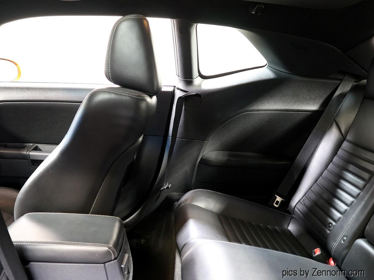 Dodge Challenger 2dr Cpe R/T Plus 2014