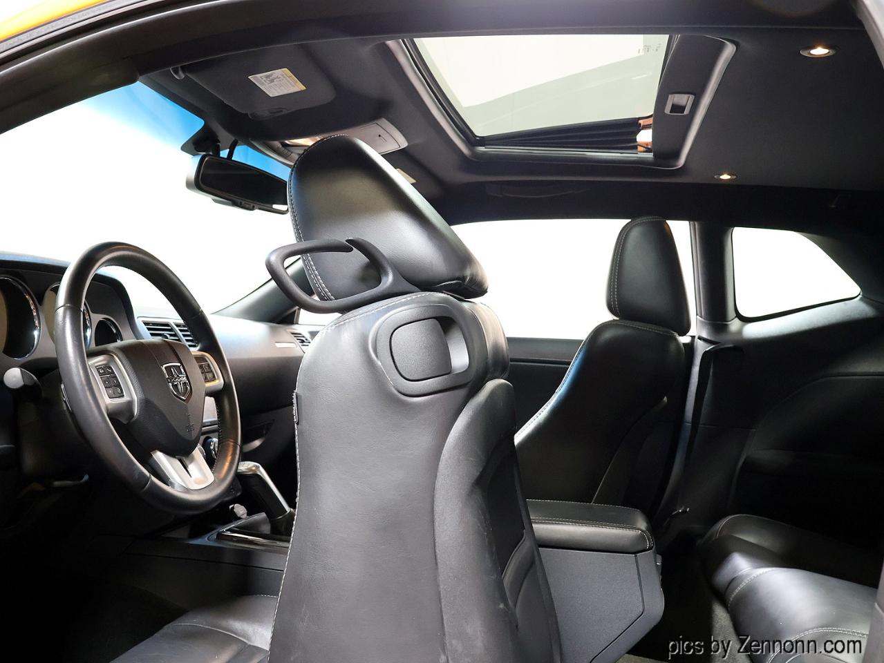 Dodge Challenger 2dr Cpe R/T Plus 2014