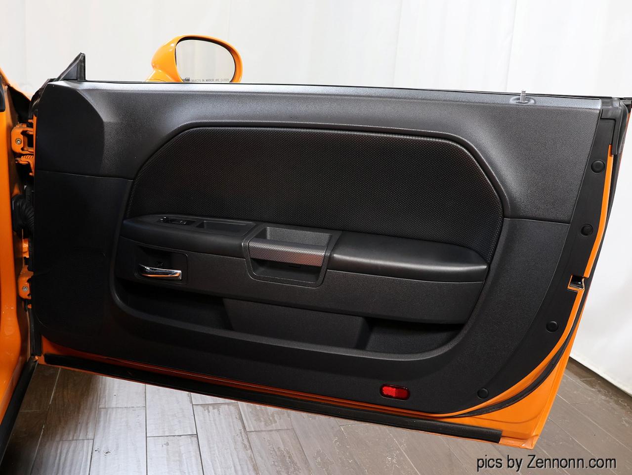 Dodge Challenger 2dr Cpe R/T Plus 2014