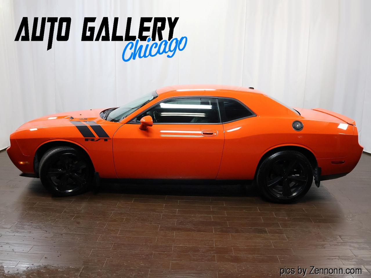 Dodge Challenger 2dr Cpe R/T 2010