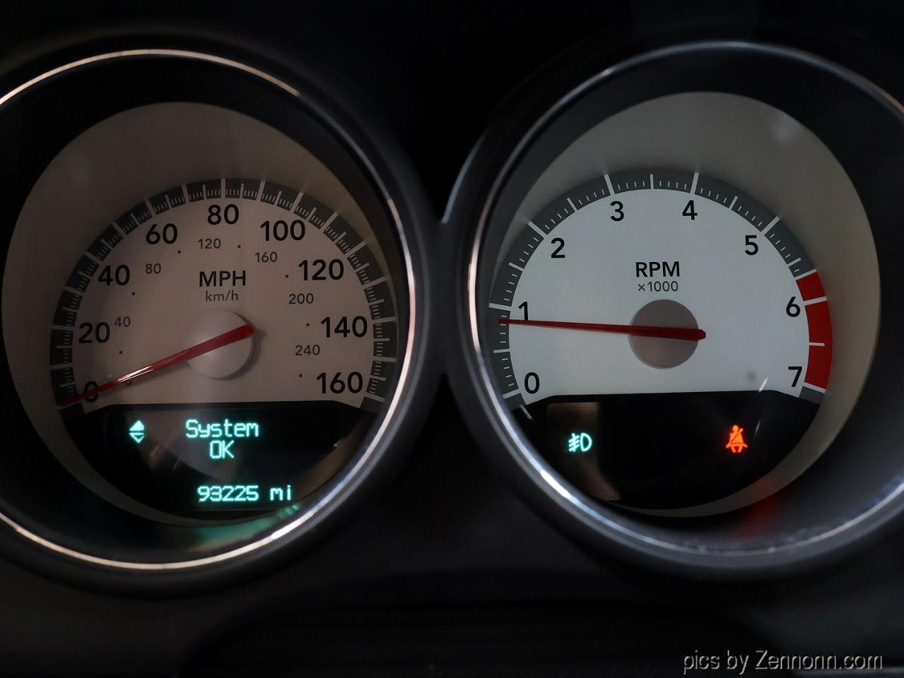 Dodge Challenger 2dr Cpe R/T 2010