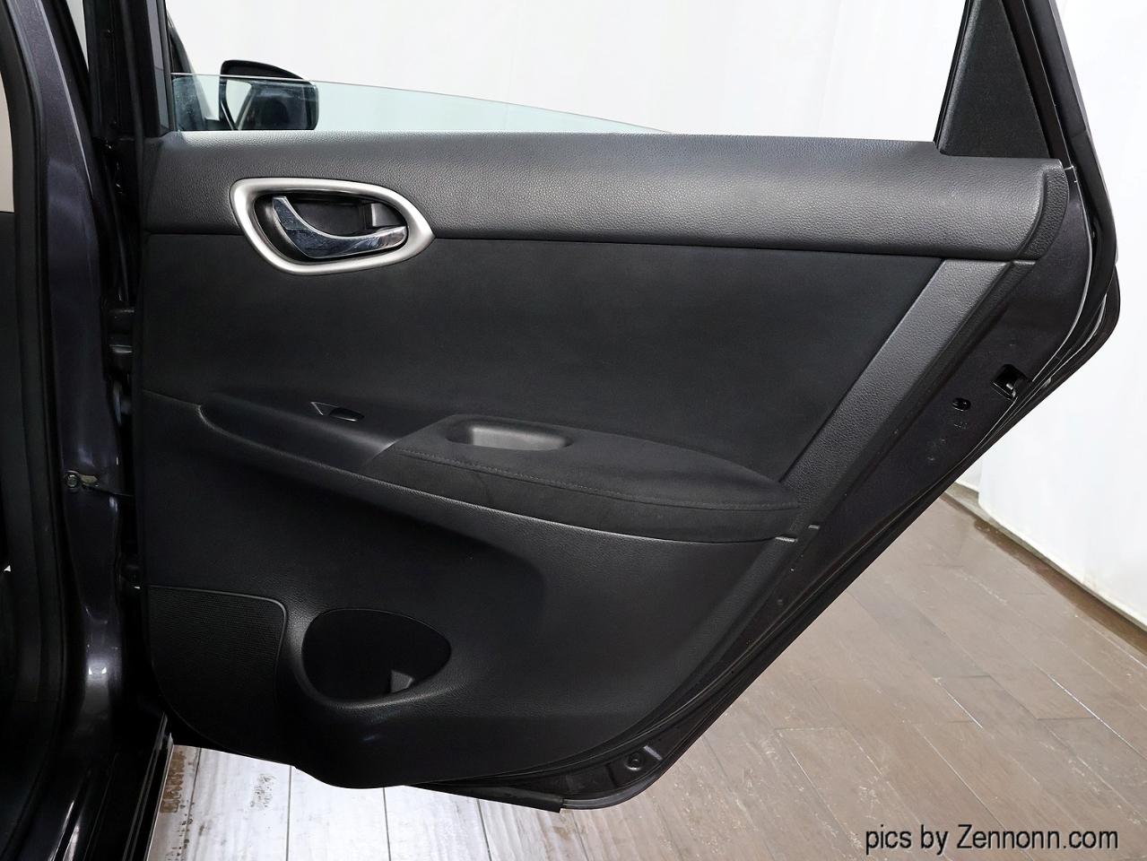 Nissan Sentra 4dr Sdn I4 CVT SV 2013