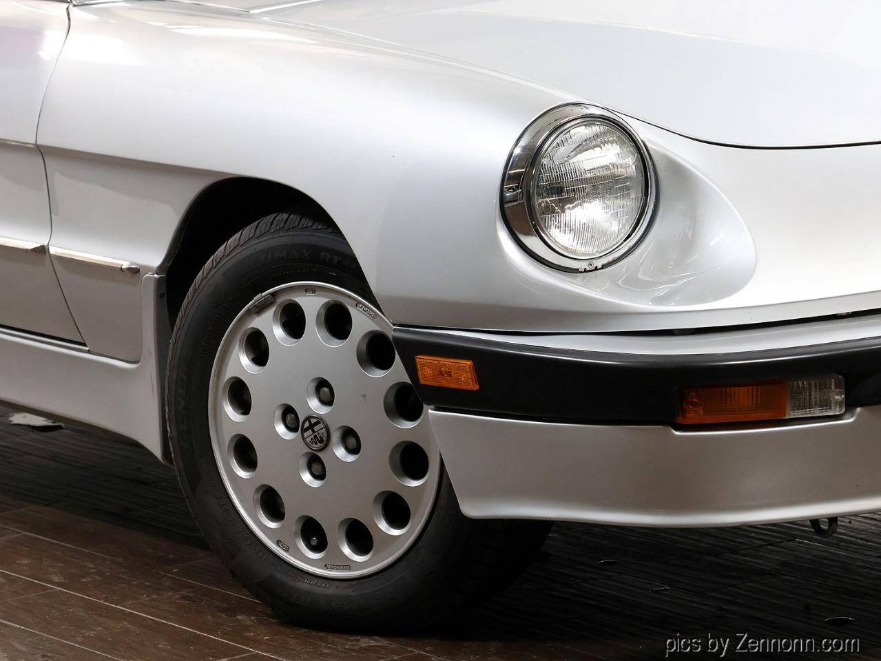 Alfa Romeo Spider 2dr Convertible Quadrifoglio 1987