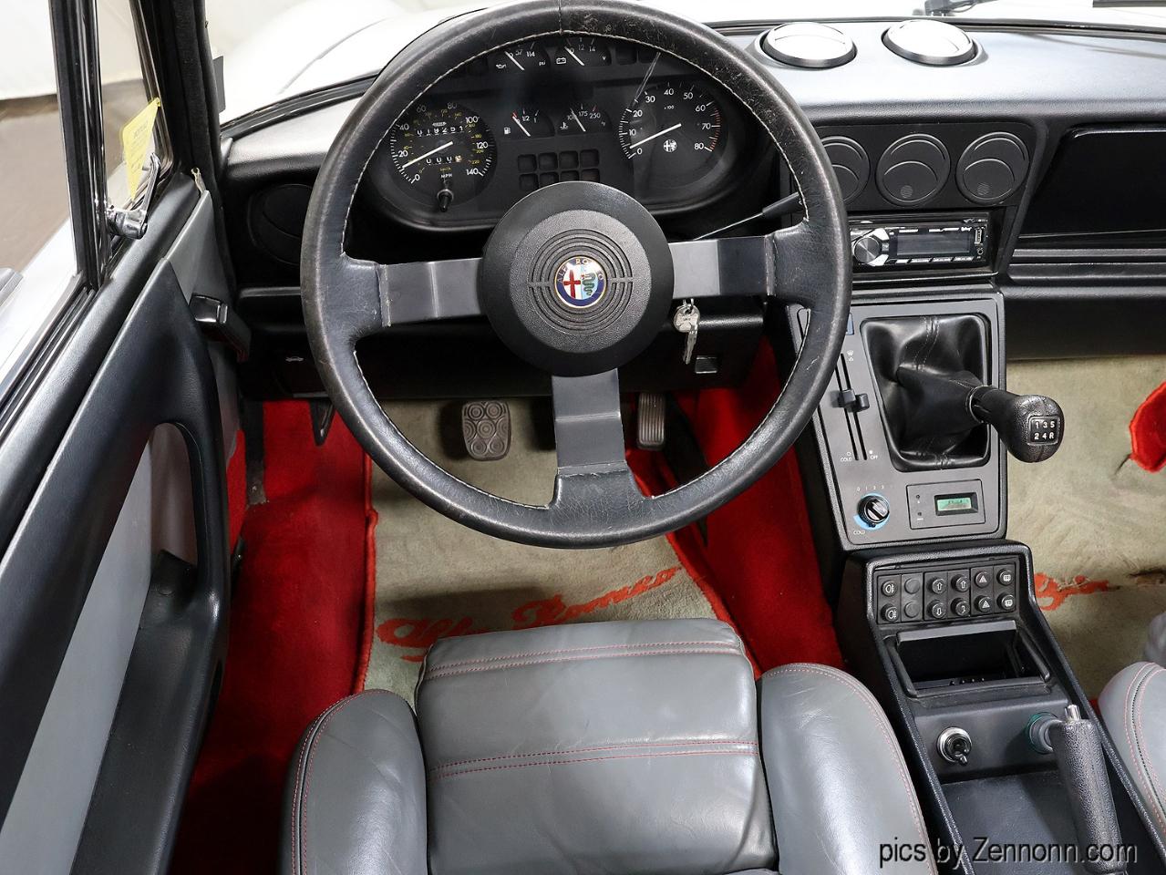Alfa Romeo Spider 2dr Convertible Quadrifoglio 1987