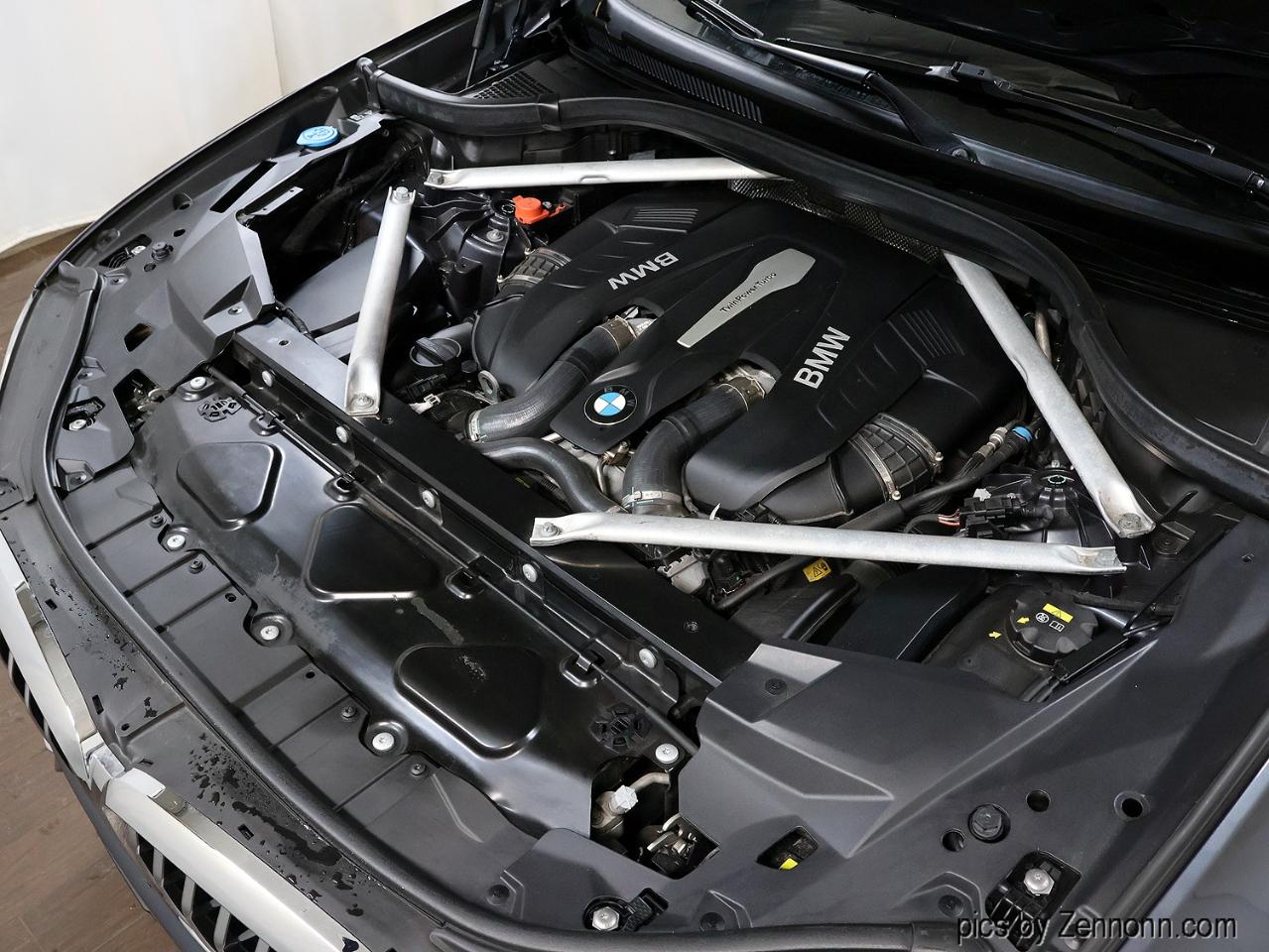 BMW X5 xDrive50i Sports Activity Vehicle 2019