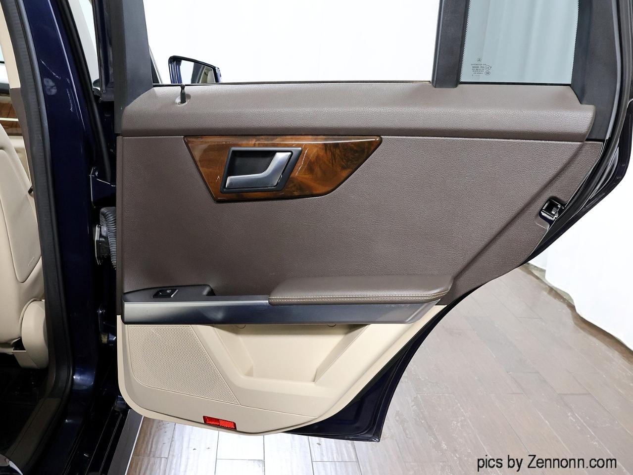 Mercedes-Benz GLK-Class  2015