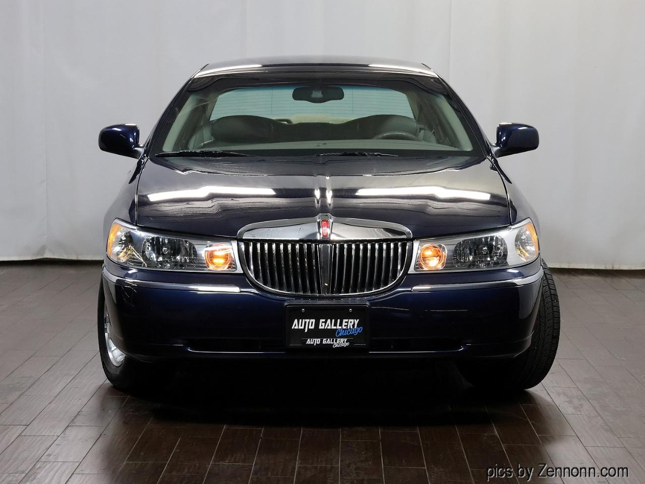 Lincoln Town Car 4dr Sdn Executive 2001