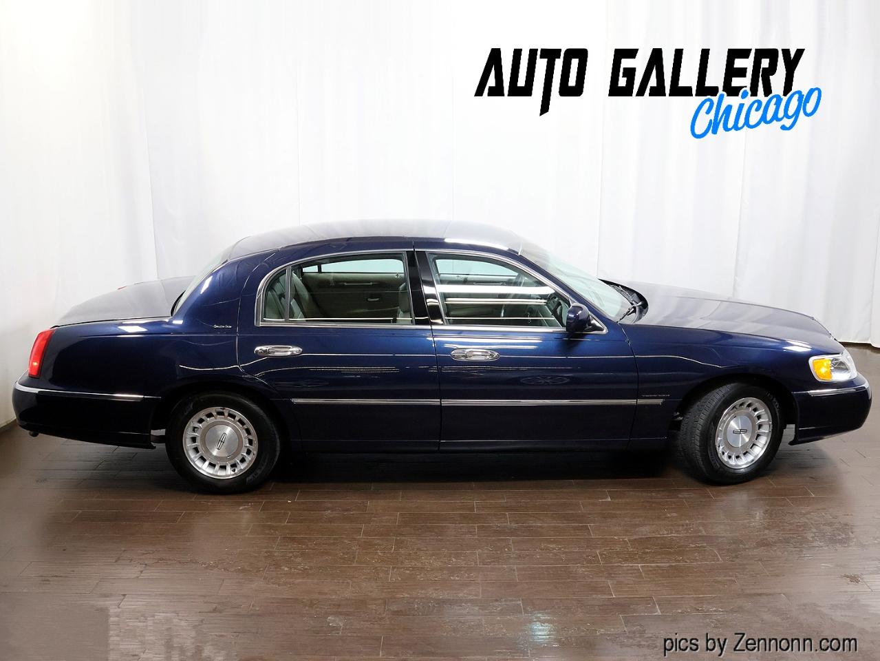 Lincoln Town Car 4dr Sdn Executive 2001