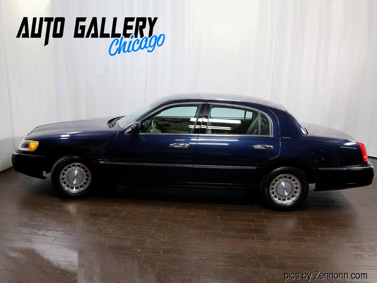 Lincoln Town Car 4dr Sdn Executive 2001