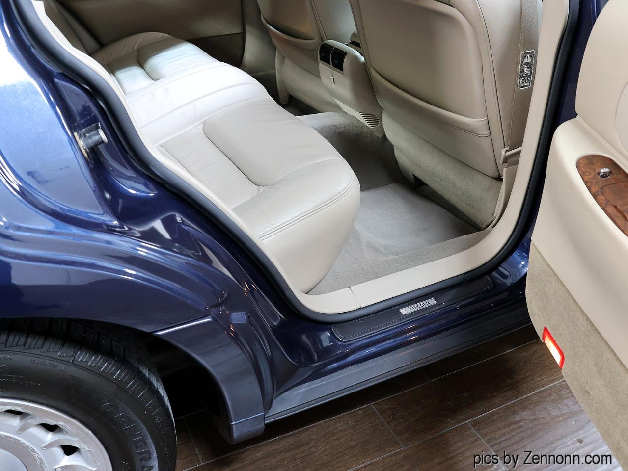 Lincoln Town Car 4dr Sdn Executive 2001