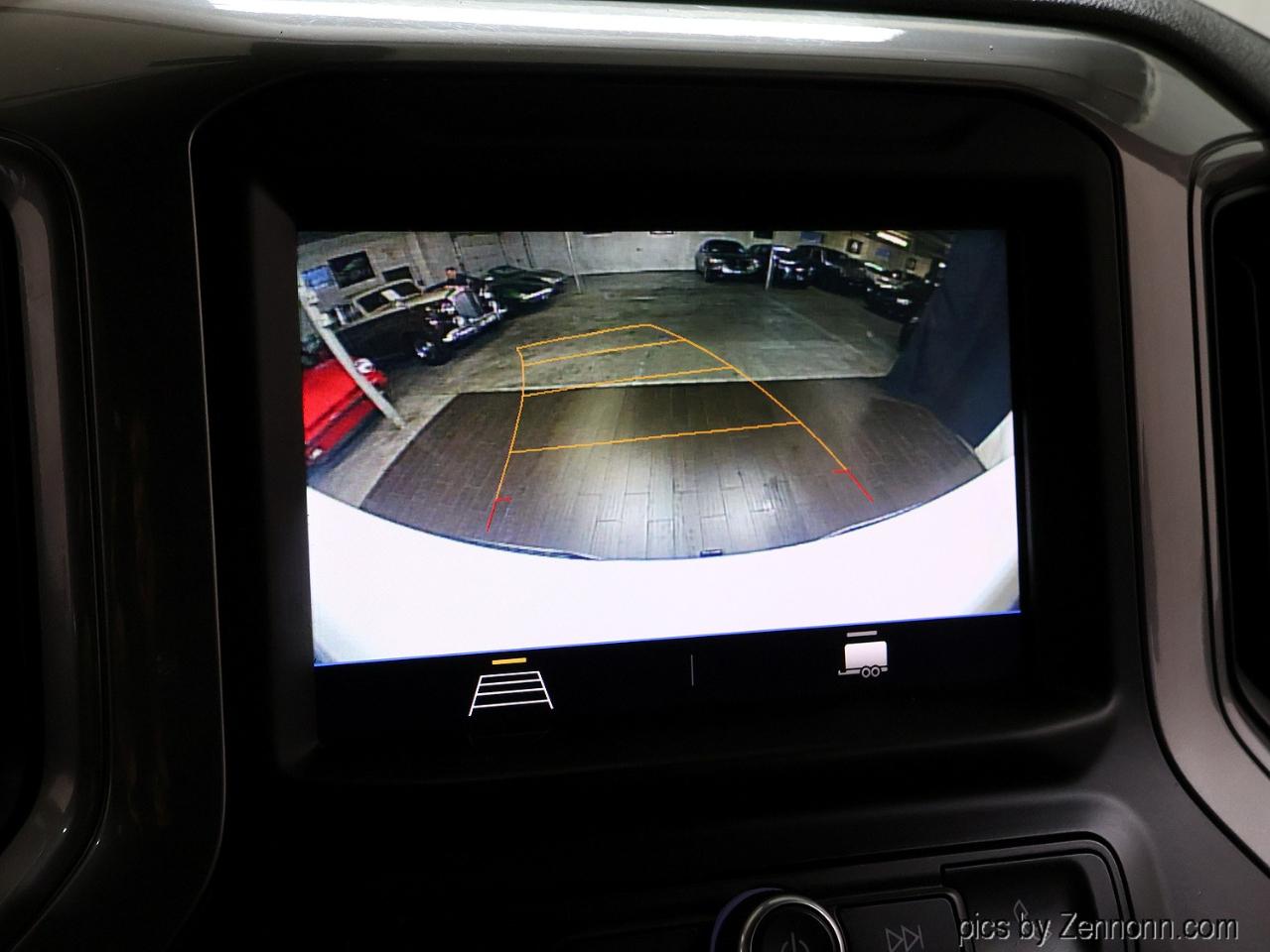 Chevrolet Silverado 1500 4WD Crew Cab 147" Custom 2021