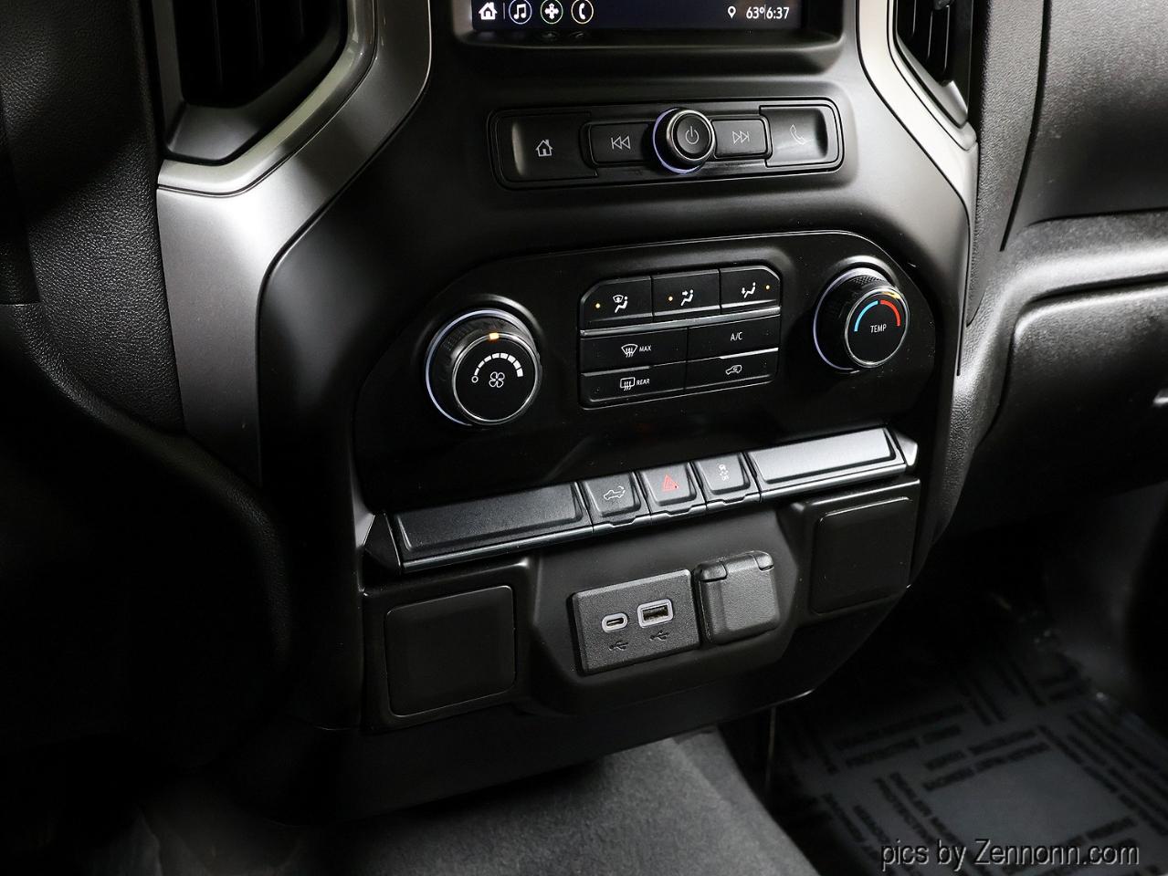 Chevrolet Silverado 1500 4WD Crew Cab 147" Custom 2021