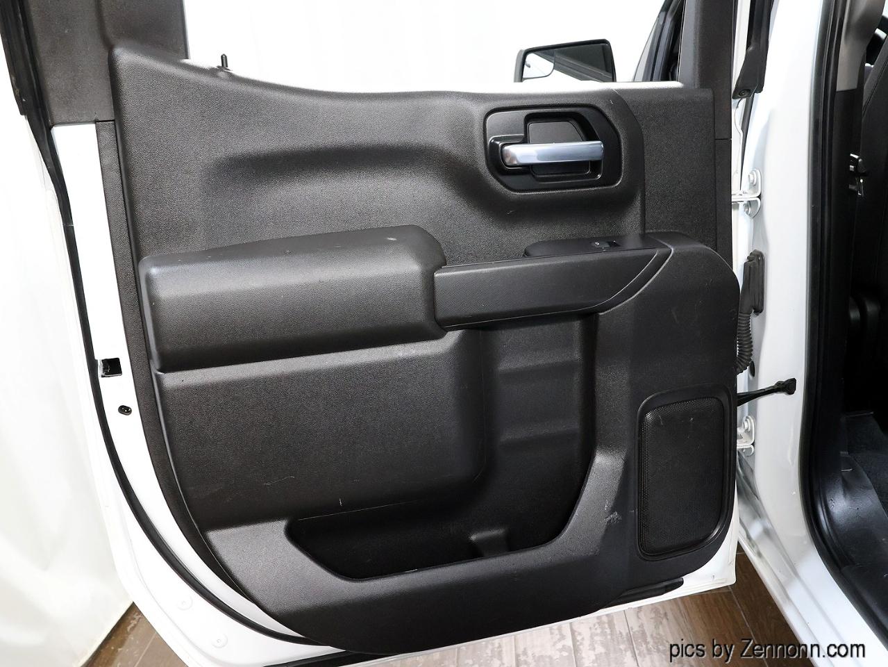 Chevrolet Silverado 1500 4WD Crew Cab 147" Custom 2021