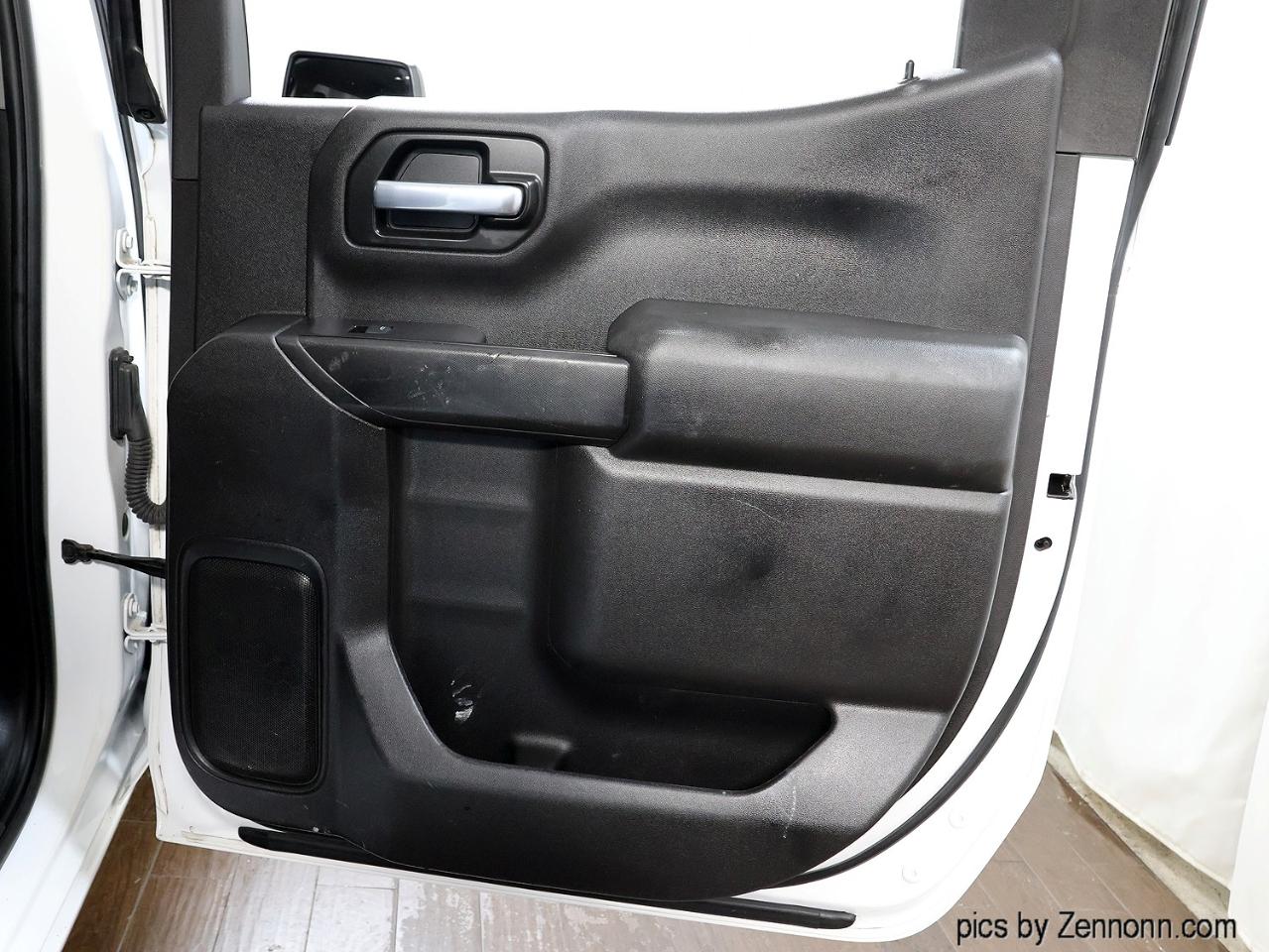 Chevrolet Silverado 1500 4WD Crew Cab 147" Custom 2021