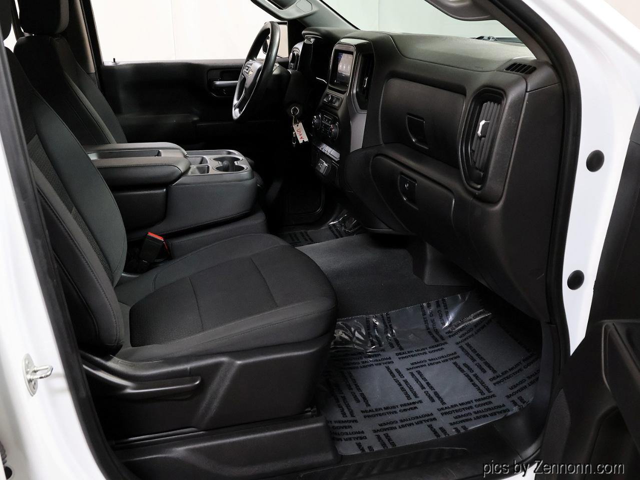 Chevrolet Silverado 1500 4WD Crew Cab 147" Custom 2021