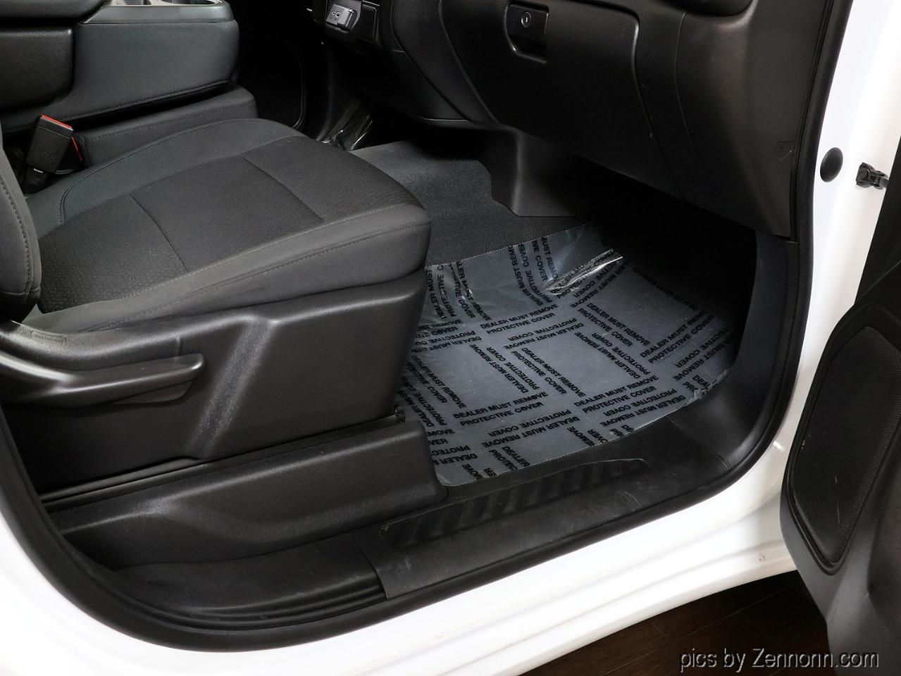 Chevrolet Silverado 1500 4WD Crew Cab 147" Custom 2021