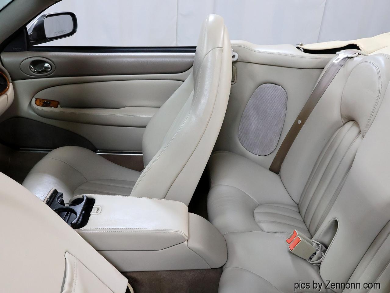 Jaguar XK8 2dr Convertible 1999