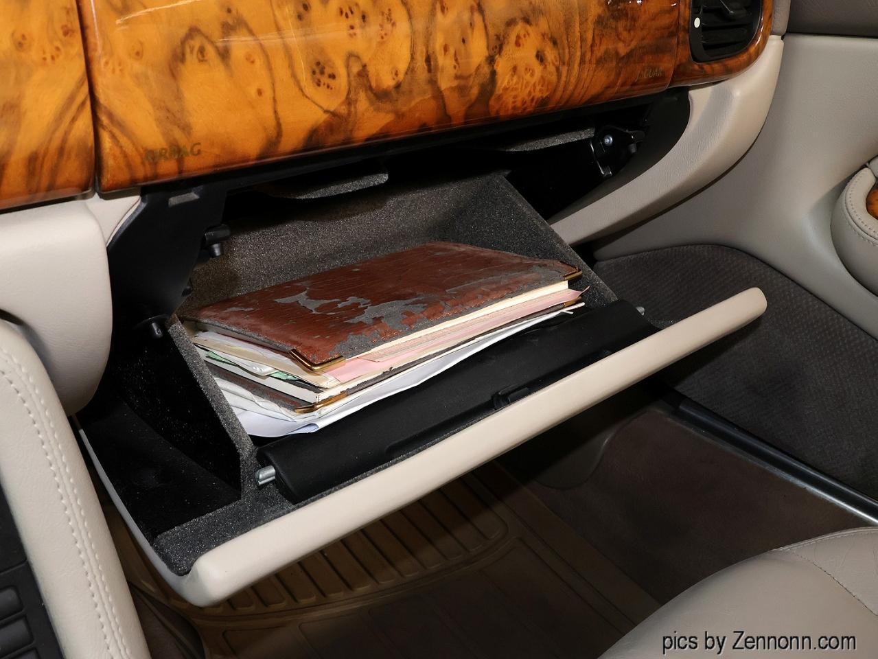 Jaguar XK8 2dr Convertible 1999