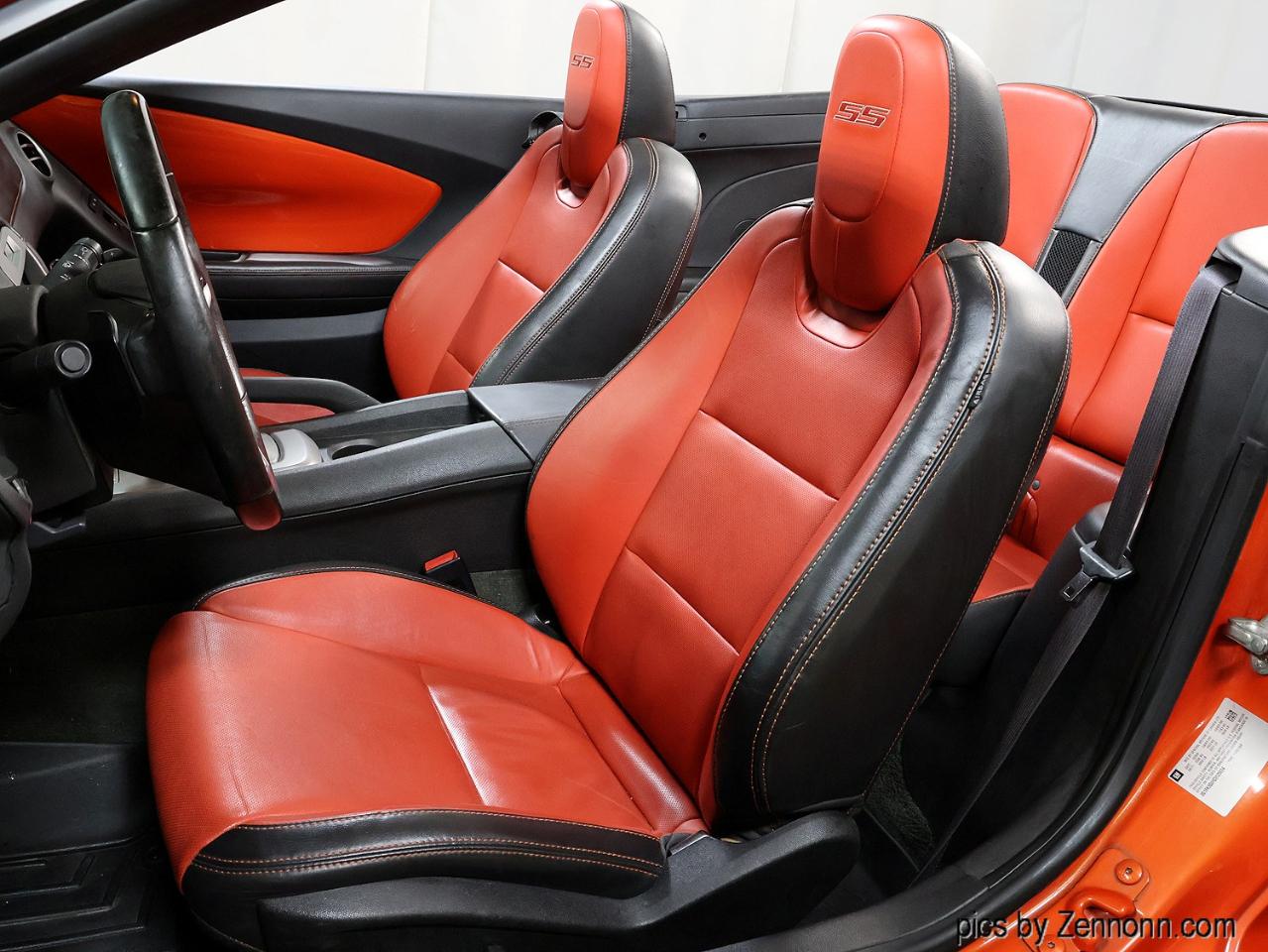 Chevrolet Camaro 2dr Conv 2SS 2012