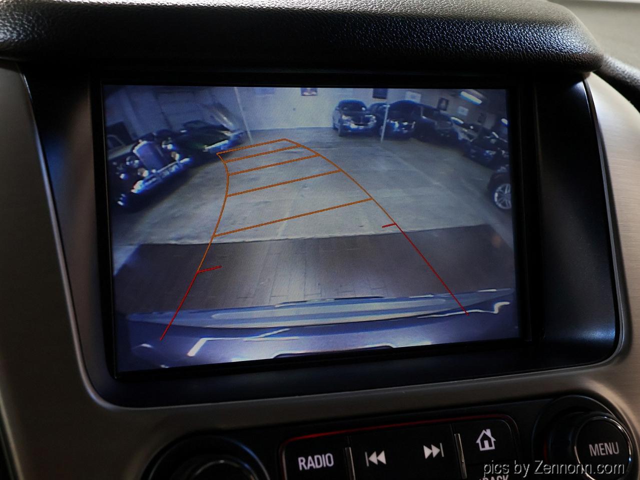 GMC Yukon XL 4WD 4dr Denali 2016