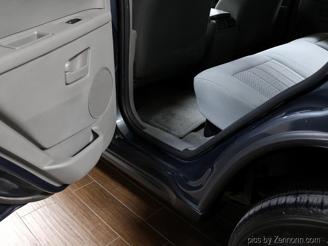 Jeep Grand Cherokee 4dr Laredo 4WD 2006