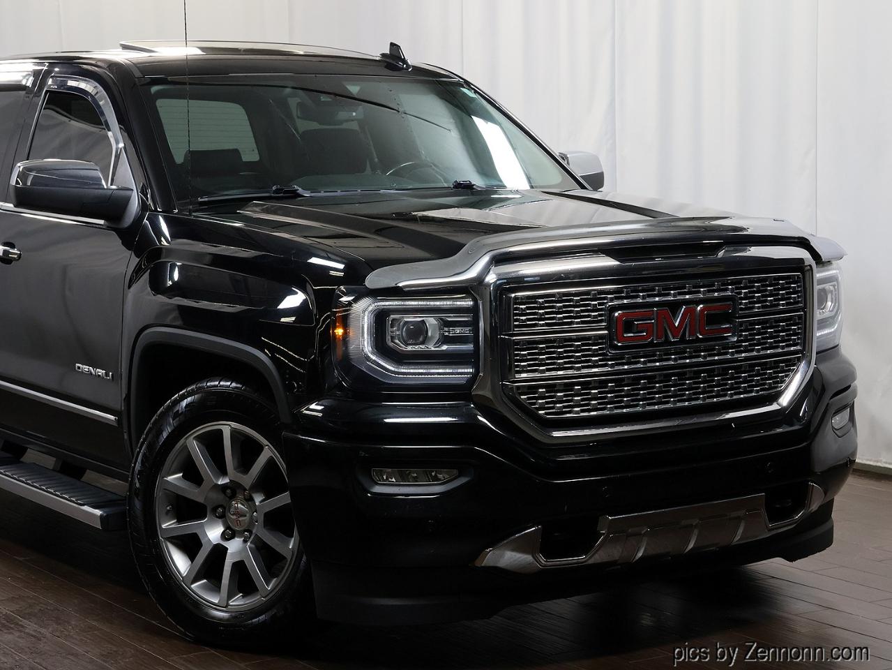 GMC Sierra 1500 4WD Crew Cab 143.5" Denali 2018