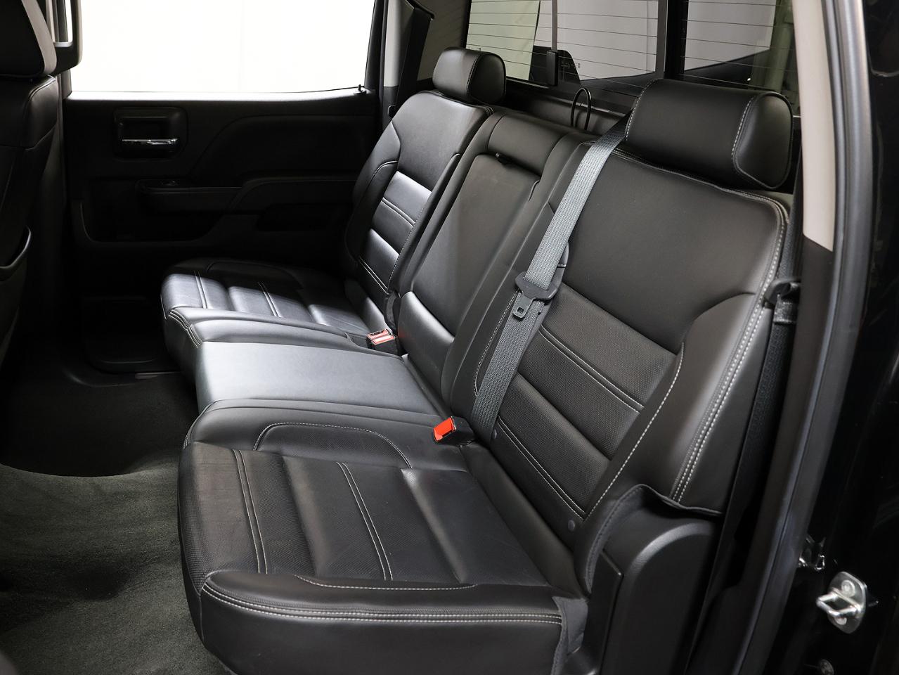 GMC Sierra 1500 4WD Crew Cab 143.5" Denali 2018