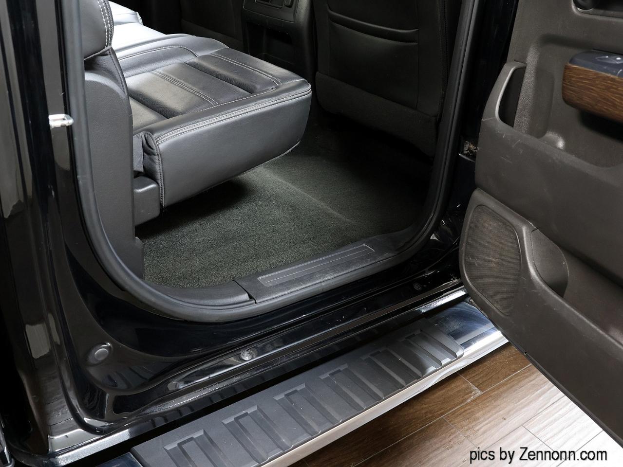 GMC Sierra 1500 4WD Crew Cab 143.5" Denali 2018