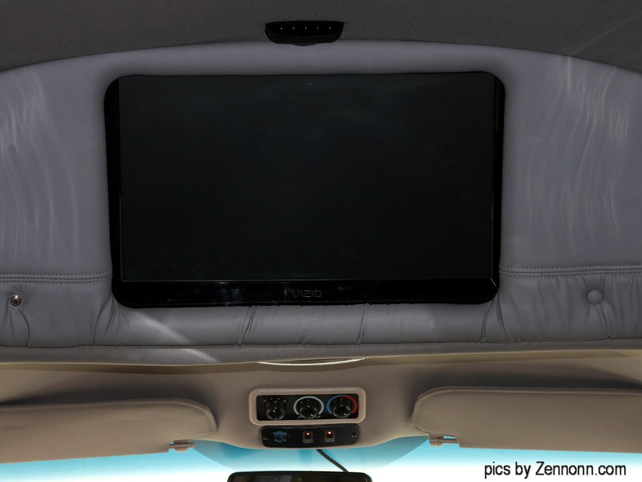 Chevrolet Express Passenger RWD 3500 155" LT 2010