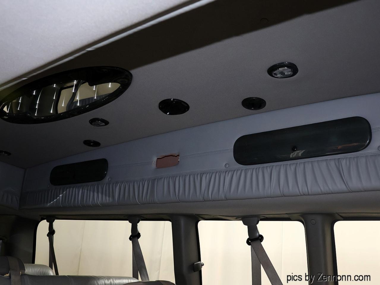 Chevrolet Express Passenger RWD 3500 155" LT 2010