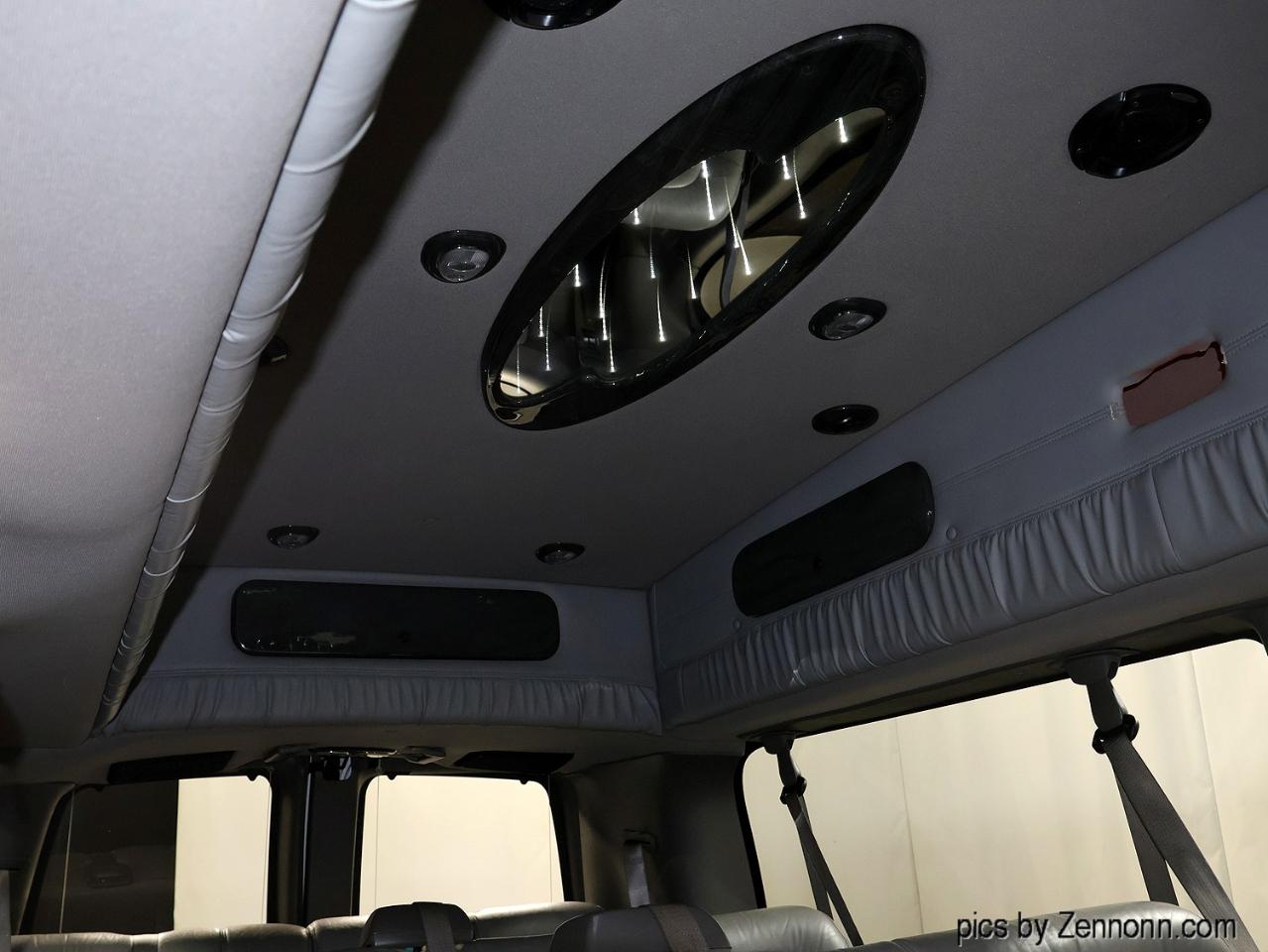 Chevrolet Express Passenger RWD 3500 155" LT 2010