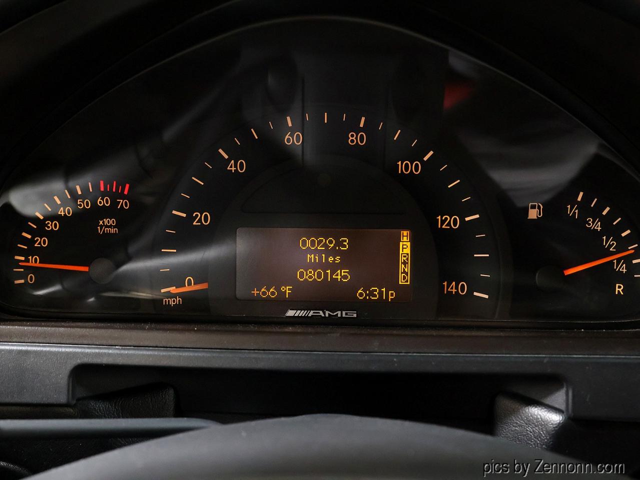 Mercedes-Benz G-Class 4MATIC 4dr 5.0L 2004