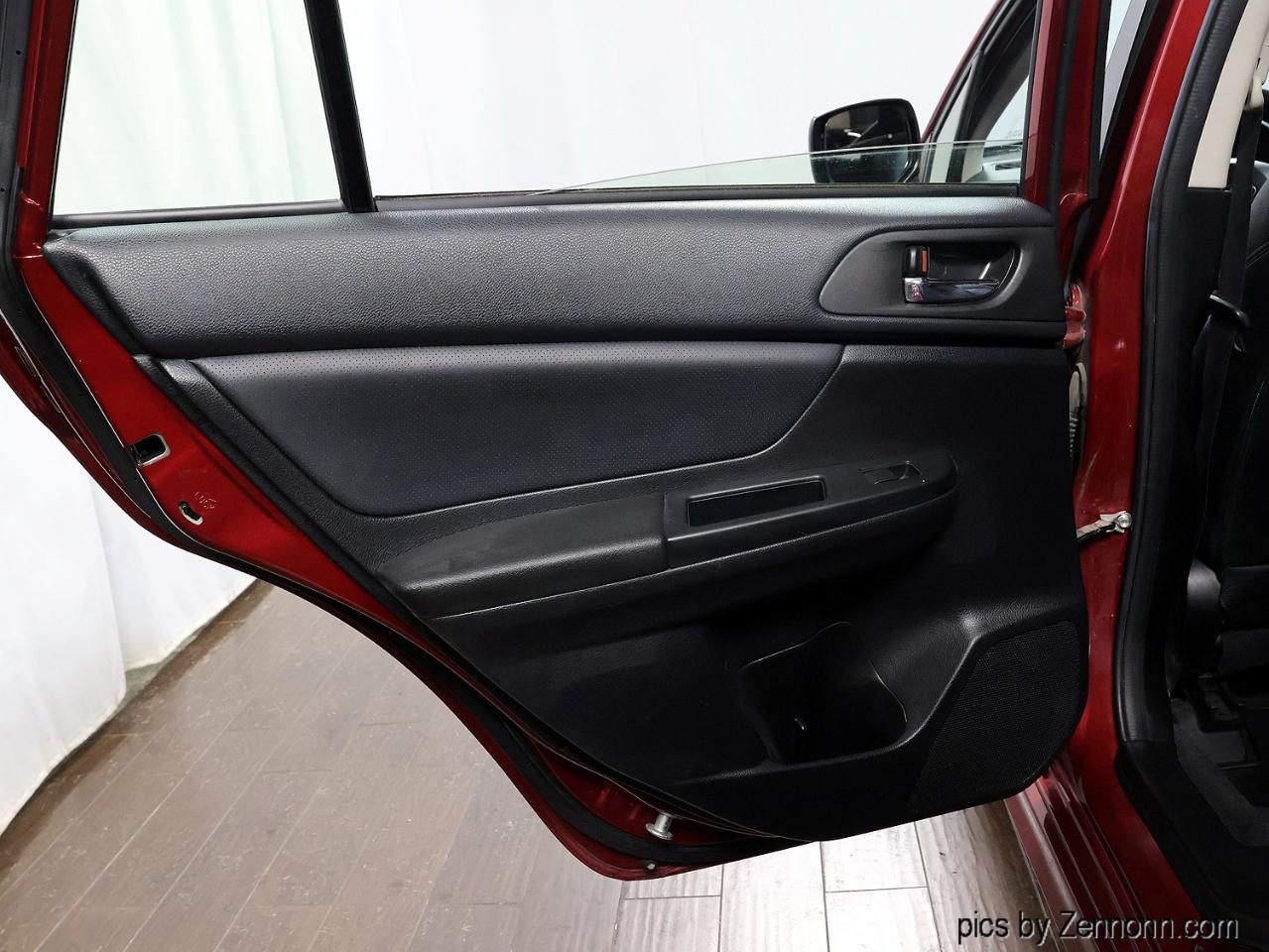 Subaru Impreza Wagon 5dr Auto 2.0i Sport Limited 2014