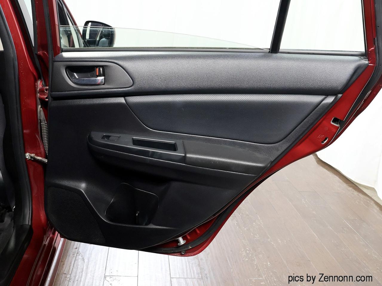 Subaru Impreza Wagon 5dr Auto 2.0i Sport Limited 2014