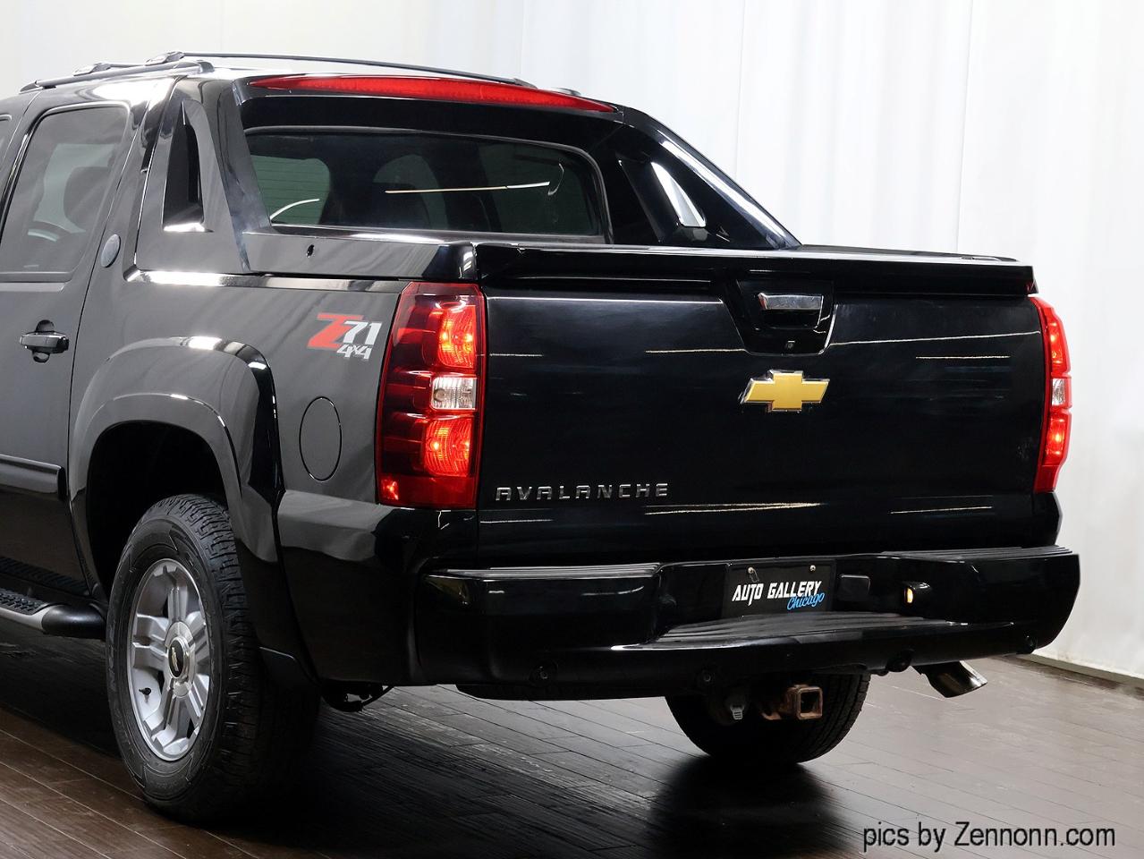 Chevrolet Avalanche  2013